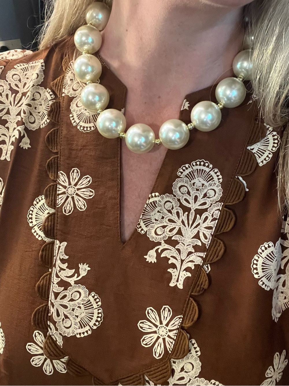 Statement Pearl Bead Necklace in Cream